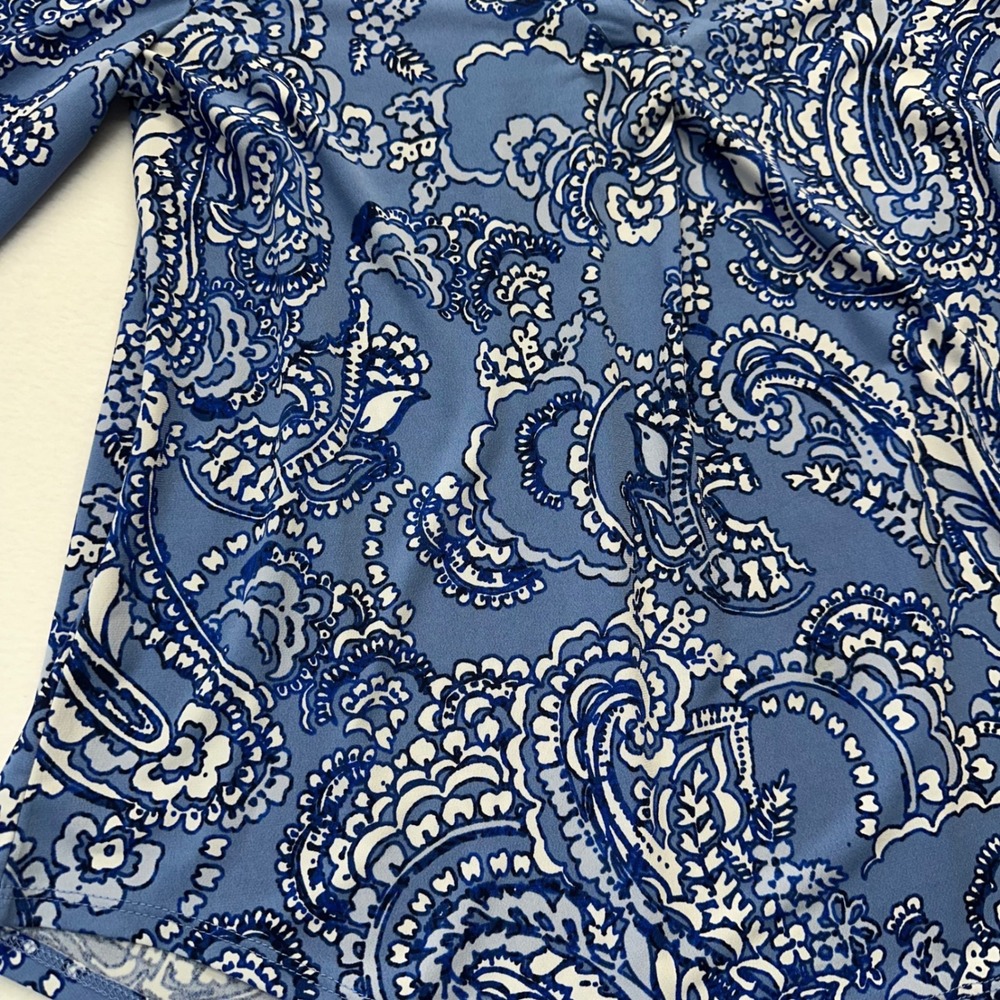 Vince Camuto Blue Paisley V Neck Long Sleeve Blouse Women's Small - Picture 5 of 7